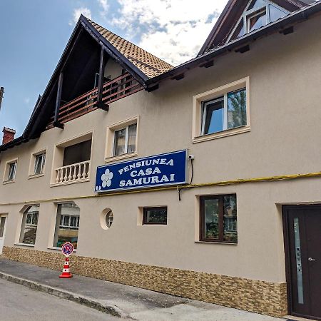 Pension Casa Samurai Braşov Eksteriør bilde